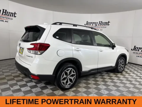 More photos of 2023 Subaru Forester Premium at Jerry Hunt Supercenter - Lexington, NC
