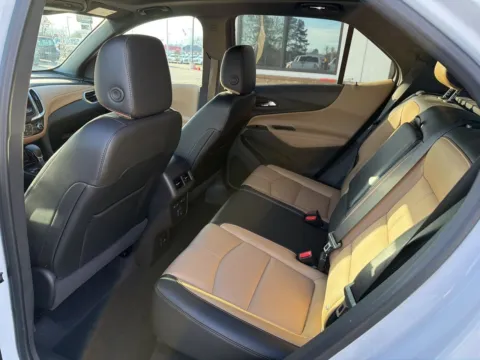 More photos of 2023 Chevrolet Equinox Premier at Jerry Hunt Supercenter - Lexington, NC