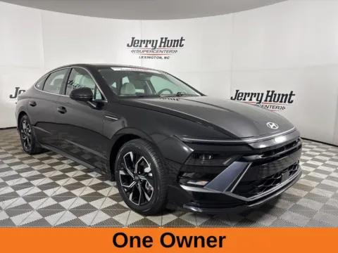 More photos of 2025 Hyundai Sonata SEL at Jerry Hunt Supercenter - Lexington, NC