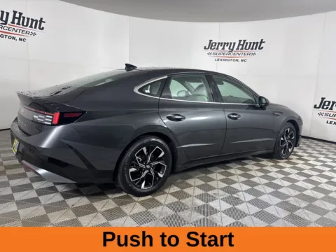 More photos of 2025 Hyundai Sonata SEL at Jerry Hunt Supercenter - Lexington, NC