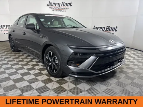 More photos of 2025 Hyundai Sonata SEL at Jerry Hunt Supercenter - Lexington, NC