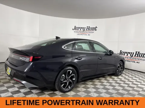 More photos of 2025 Hyundai Sonata SEL at Jerry Hunt Supercenter - Lexington, NC