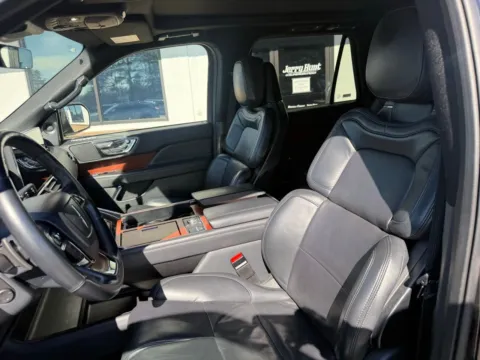 Another view of 2024 Lincoln Navigator Reserve for sale in Lexington, NC at Jerry Hunt Supercenter - Lexington