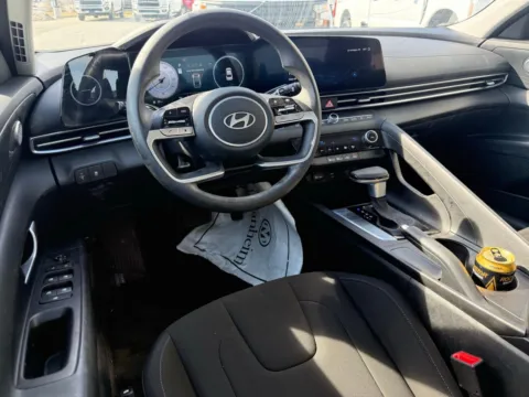 More photos of 2024 Hyundai Elantra SEL at Jerry Hunt Supercenter - Lexington, NC