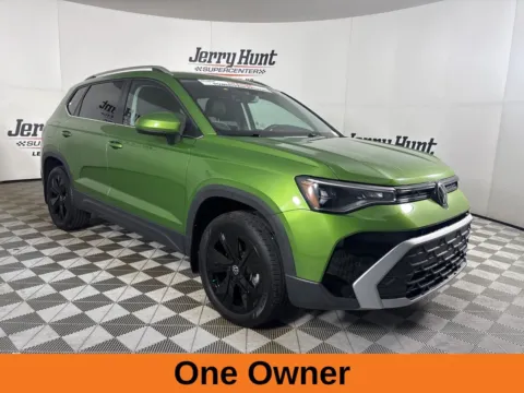 More photos of 2025 Volkswagen Taos 1.5T SE at Jerry Hunt Supercenter - Lexington, NC