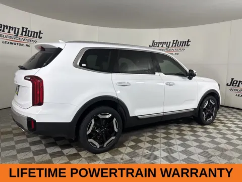 More photos of 2024 Kia Telluride S at Jerry Hunt Supercenter - Lexington, NC