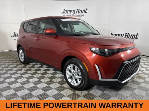 More photos of 2025 Kia Soul LX at Jerry Hunt Supercenter - Lexington, NC