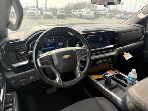 More photos of 2025 Chevrolet Silverado 1500 LT at Jerry Hunt Supercenter - Lexington, NC