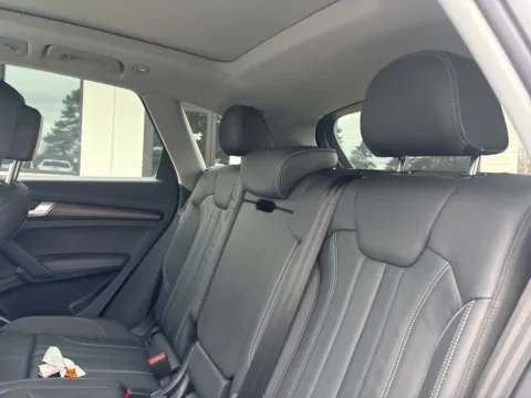 More photos of 2024 Audi Q5 45 S line Premium at Jerry Hunt Supercenter - Lexington, NC