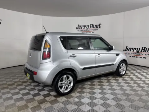 More photos of 2011 Kia Soul Plus at Jerry Hunt Supercenter - Lexington, NC