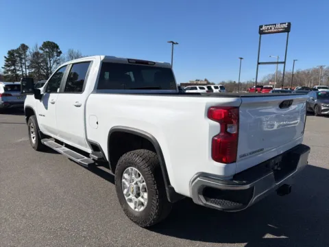 More photos of 2023 Chevrolet Silverado 2500HD LT at Jerry Hunt Supercenter - Lexington, NC