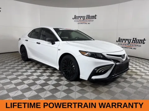 More photos of 2023 Toyota Camry SE at Jerry Hunt Supercenter - Lexington, NC