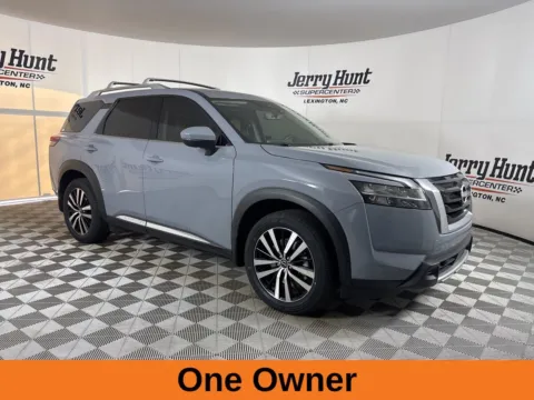 More photos of 2024 Nissan Pathfinder Platinum at Jerry Hunt Supercenter - Lexington, NC