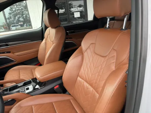 Another view of 2025 Kia Telluride EX X-Line for sale in Lexington, NC at Jerry Hunt Supercenter - Lexington