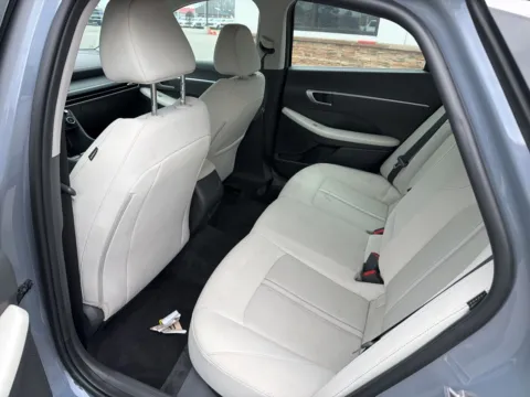 More photos of 2025 Hyundai Sonata SEL at Jerry Hunt Supercenter - Lexington, NC