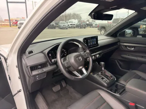 More photos of 2025 Honda CR-V Hybrid Sport-L at Jerry Hunt Supercenter - Lexington, NC