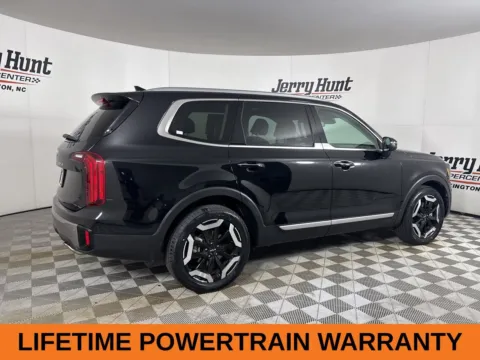 More photos of 2025 Kia Telluride S at Jerry Hunt Supercenter - Lexington, NC