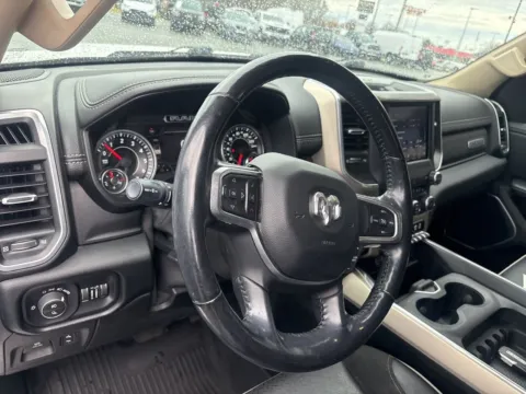 More photos of 2020 Ram 1500 Laramie at Jerry Hunt Supercenter - Lexington, NC