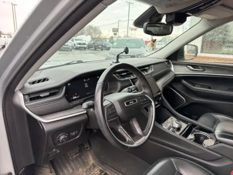 More photos of 2021 Jeep Grand Cherokee L Limited at Jerry Hunt Supercenter - Lexington, NC