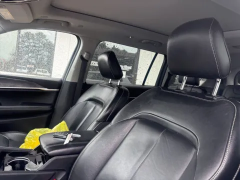 Another view of 2023 Jeep Grand Cherokee L Limited for sale in Lexington, NC at Jerry Hunt Supercenter - Lexington