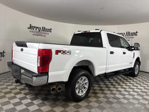 More photos of 2022 Ford F-250SD XLT at Jerry Hunt Supercenter - Lexington, NC