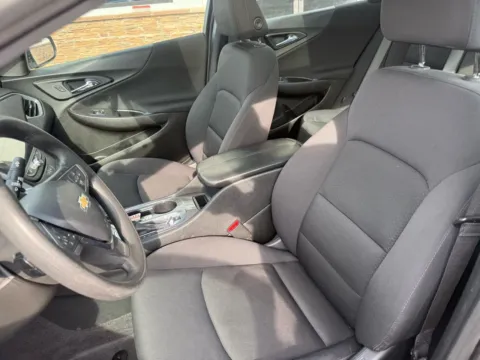 More photos of 2023 Chevrolet Malibu LT at Jerry Hunt Supercenter - Lexington, NC