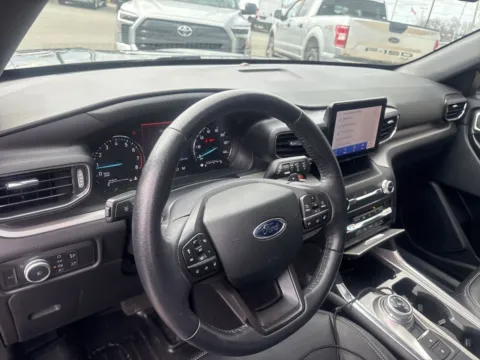 More photos of 2020 Ford Explorer XLT at Jerry Hunt Supercenter - Lexington, NC