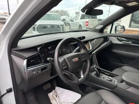 More photos of 2024 Cadillac XT6 Premium Luxury at Jerry Hunt Supercenter - Lexington, NC