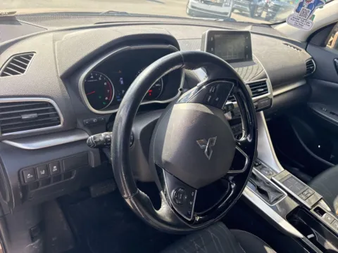 More photos of 2020 Mitsubishi Eclipse Cross SE at Jerry Hunt Supercenter - Lexington, NC