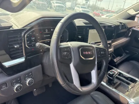 More photos of 2023 GMC Sierra 1500 SLT at Jerry Hunt Supercenter - Lexington, NC