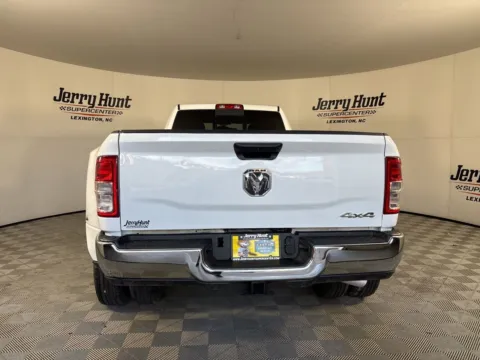 More photos of 2022 Ram 3500 Tradesman at Jerry Hunt Supercenter - Lexington, NC