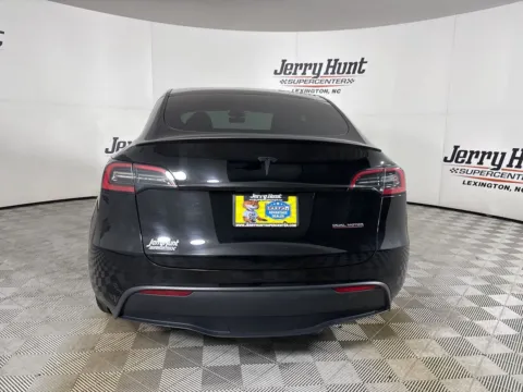 More photos of 2023 Tesla Model Y Performance at Jerry Hunt Supercenter - Lexington, NC