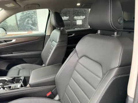Another view of 2025 Volkswagen Atlas 2.0T SEL for sale in Lexington, NC at Jerry Hunt Supercenter - Lexington