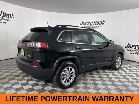 More photos of 2022 Jeep Cherokee Latitude Lux at Jerry Hunt Supercenter - Lexington, NC