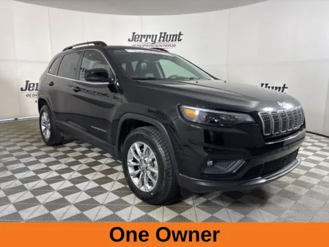 More photos of 2022 Jeep Cherokee Latitude Lux at Jerry Hunt Supercenter - Lexington, NC