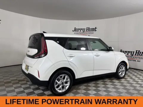 More photos of 2025 Kia Soul LX at Jerry Hunt Supercenter - Lexington, NC