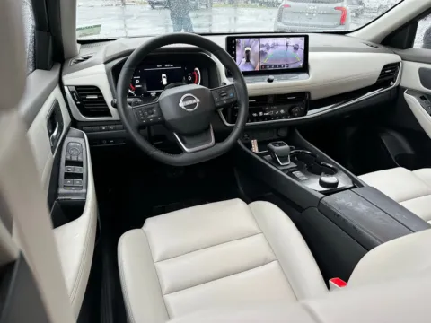 More photos of 2025 Nissan Rogue SL at Jerry Hunt Supercenter - Lexington, NC