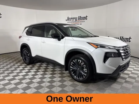 More photos of 2025 Nissan Rogue SL at Jerry Hunt Supercenter - Lexington, NC