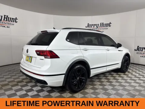 More photos of 2024 Volkswagen Tiguan 2.0T SE R-Line Black at Jerry Hunt Supercenter - Lexington, NC
