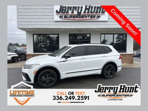 White 2024 Volkswagen Tiguan 2.0T SE R-Line Black for sale in Lexington, NC