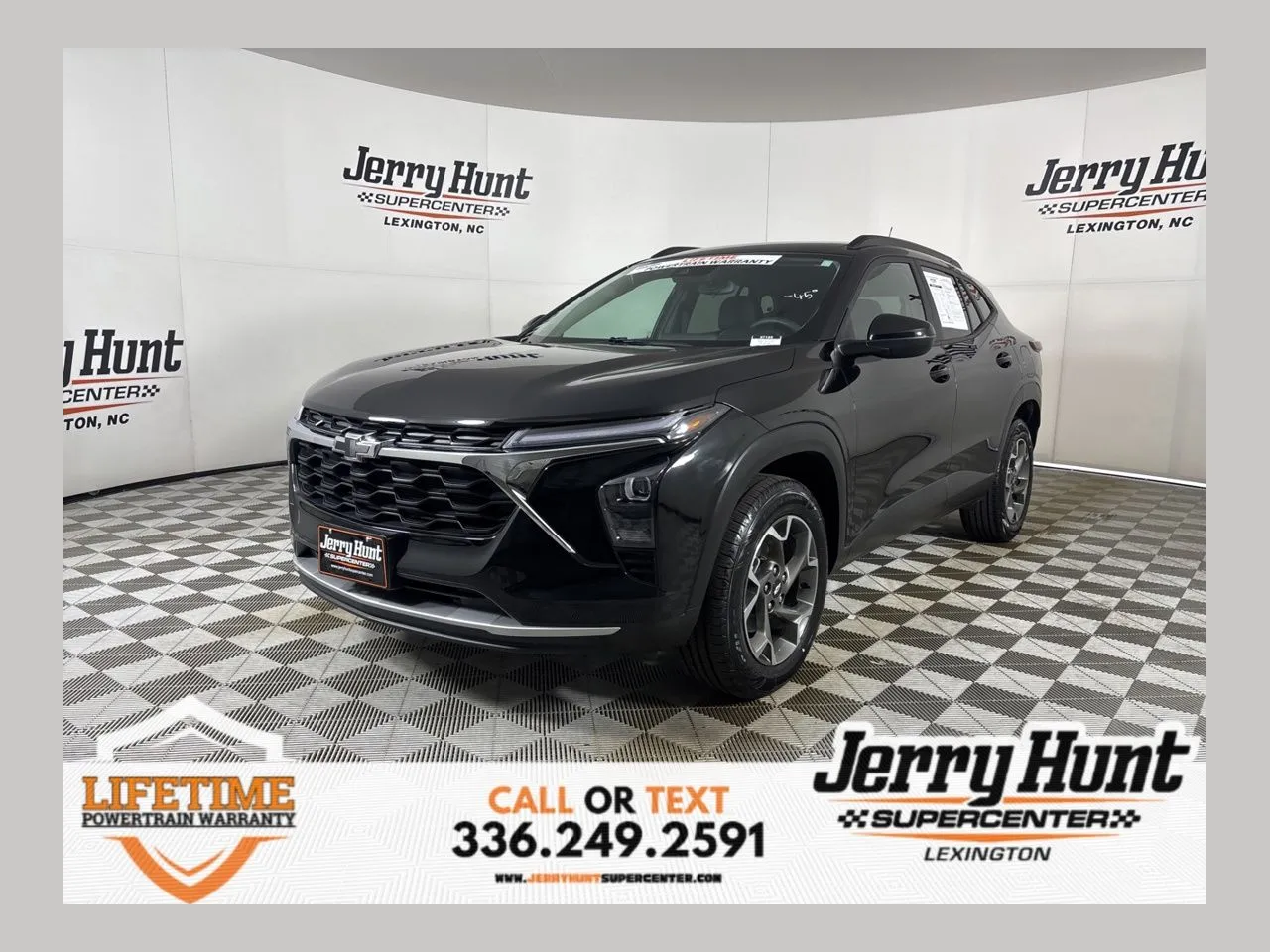 Black 2024 Chevrolet Trax LT for sale in Lexington, NC