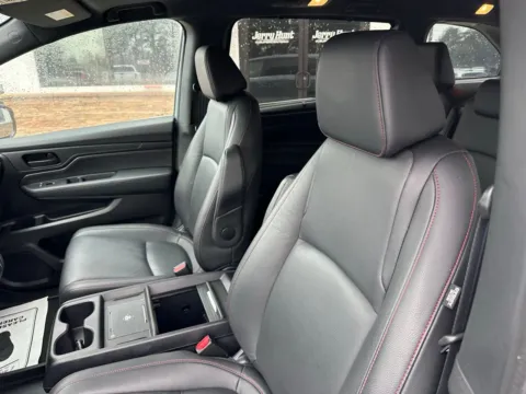 Another view of 2025 Honda Odyssey Sport-L for sale in Lexington, NC at Jerry Hunt Supercenter - Lexington