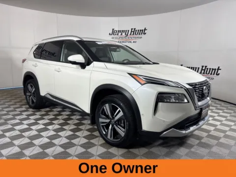 More photos of 2023 Nissan Rogue Platinum at Jerry Hunt Supercenter - Lexington, NC