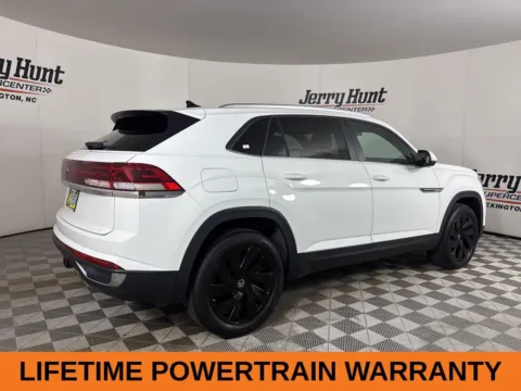 More photos of 2025 Volkswagen Atlas Cross Sport 2.0T SE w/Technology at Jerry Hunt Supercenter - Lexington, NC