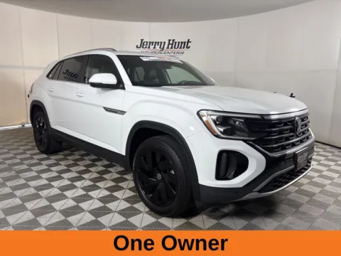 More photos of 2025 Volkswagen Atlas Cross Sport 2.0T SE w/Technology at Jerry Hunt Supercenter - Lexington, NC
