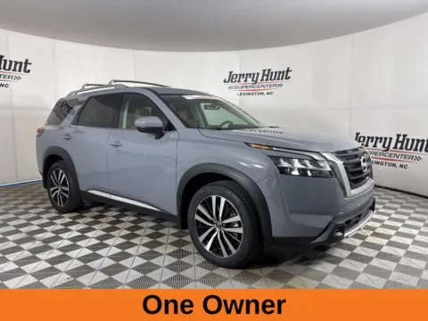 More photos of 2024 Nissan Pathfinder Platinum at Jerry Hunt Supercenter - Lexington, NC