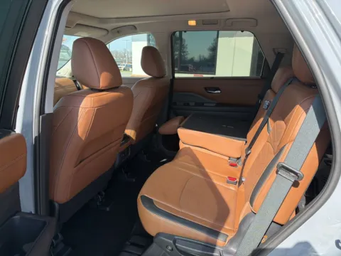 More photos of 2024 Nissan Pathfinder Platinum at Jerry Hunt Supercenter - Lexington, NC