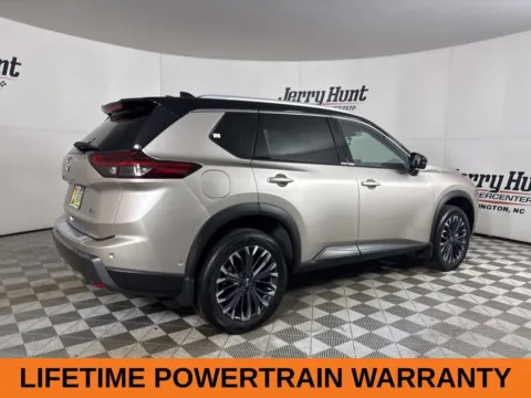 More photos of 2025 Nissan Rogue SL at Jerry Hunt Supercenter - Lexington, NC