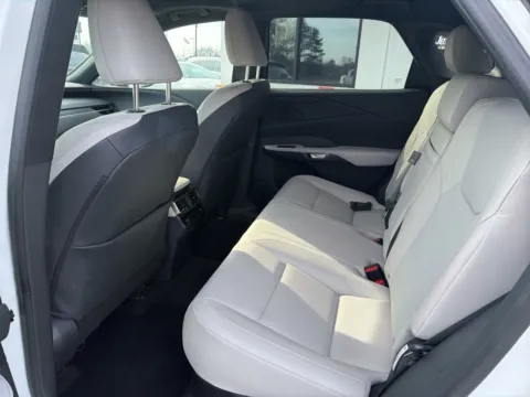 More photos of 2023 Lexus RX 350 Premium at Jerry Hunt Supercenter - Lexington, NC