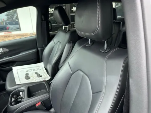 Another view of 2025 Chrysler Pacifica Select for sale in Lexington, NC at Jerry Hunt Supercenter - Lexington